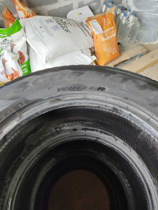 Зимові шини 255/60 R18 Pirelli Scorpion Winter
