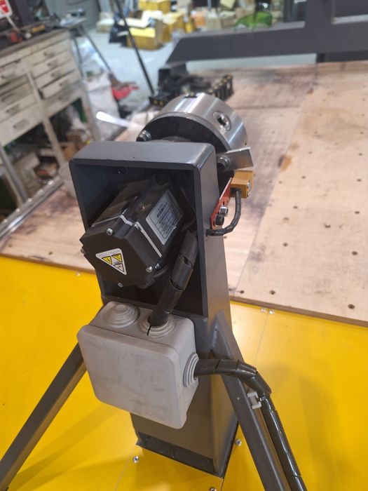 Потужний ЧПУ фрезер 1800х1800х800 4д