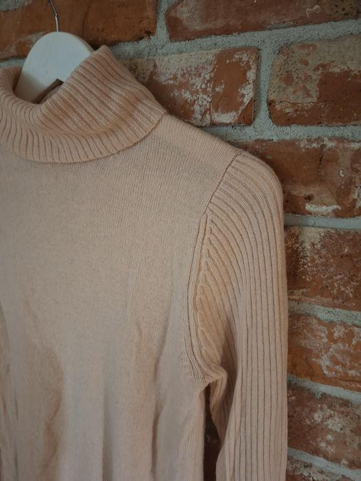 Golf               .