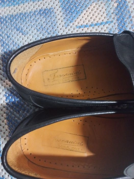 Sapatos Toscanini em pele pretos n.42