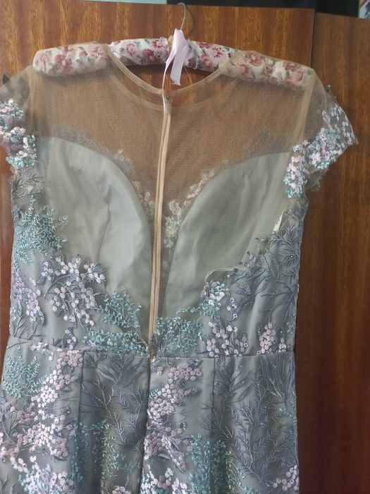 Сукня випускна, весільна, вечірня