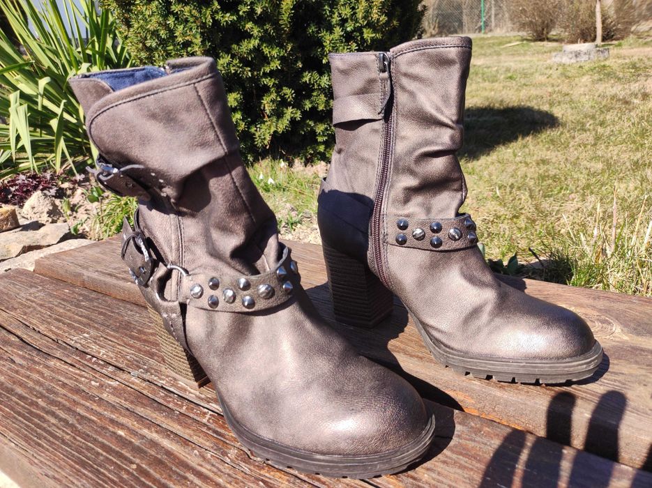 Buty na obcasie Tamaris roz 39 wkł 24,5