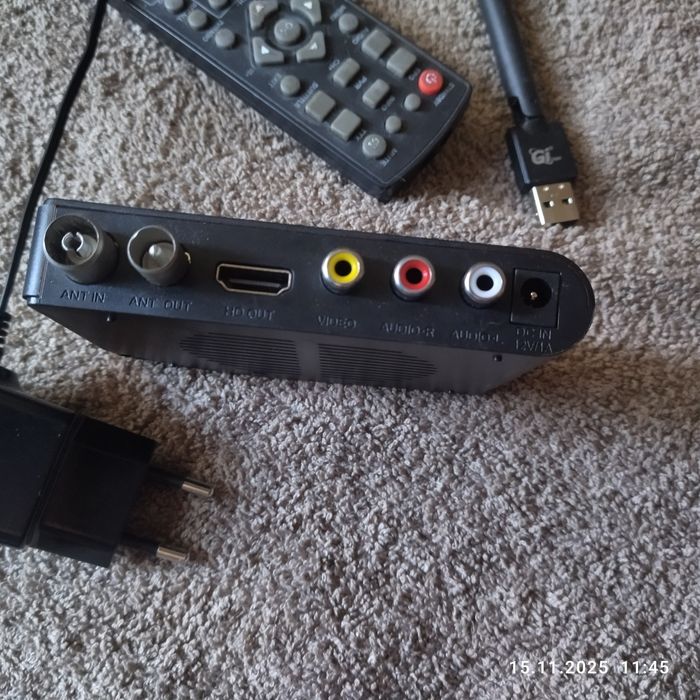 Продам  тв тюнер Т-2 в хорошем состоянии