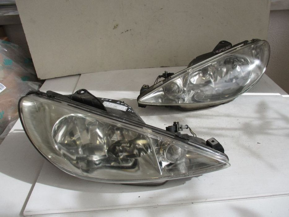 Farol Optica Peugeot 206 2004