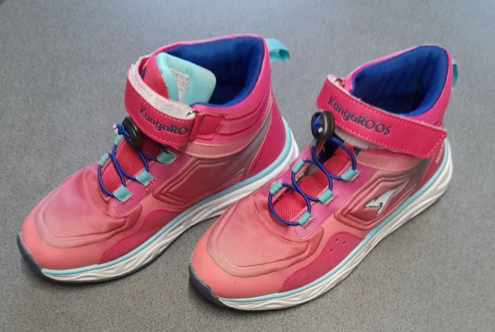 Buty dla dziewczynki 34