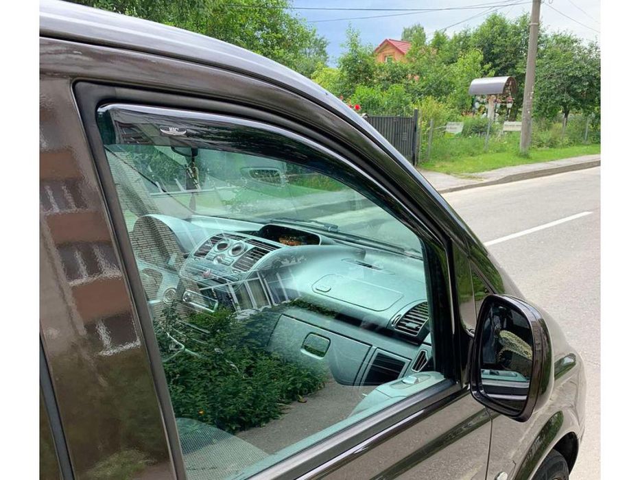 Mercedes Vito W639 2004-2014 рр. Вітровики вставні (2 шт, HIC)