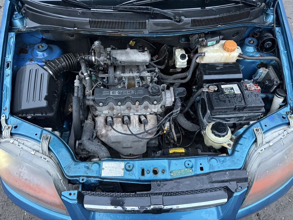Chevrolet Aveo 1.5 Бензин.