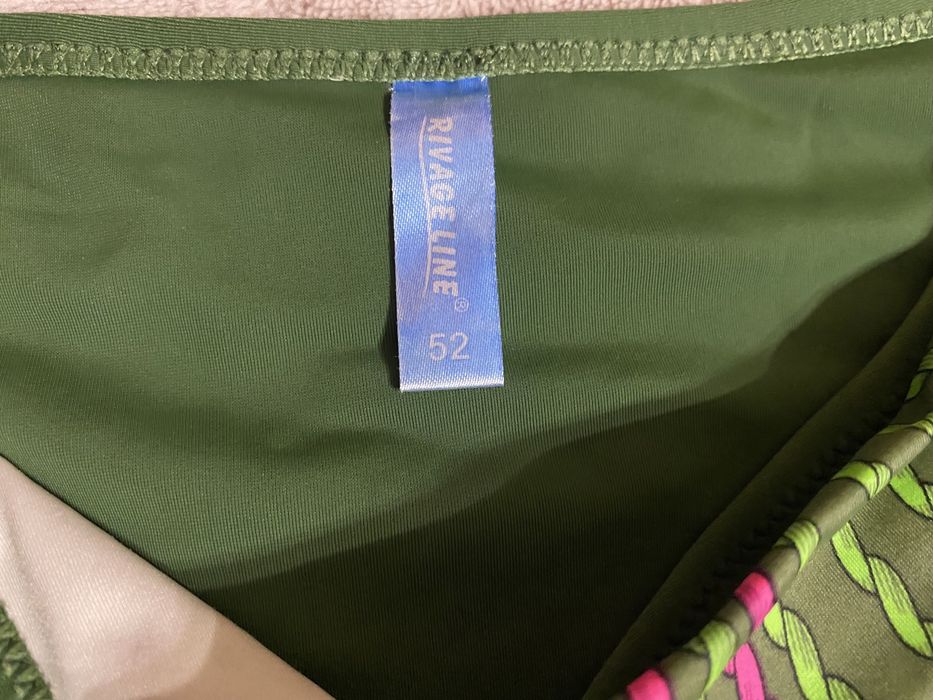 Продам купальник размер 52, чашка С, б/у в отличном состоянии