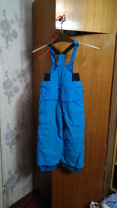 Детский качественный, водонепроницаемый комбинезон Quiksilver разм 4/5