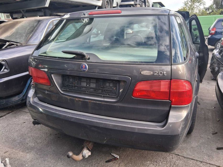 klapa bagażnika  Saab 95