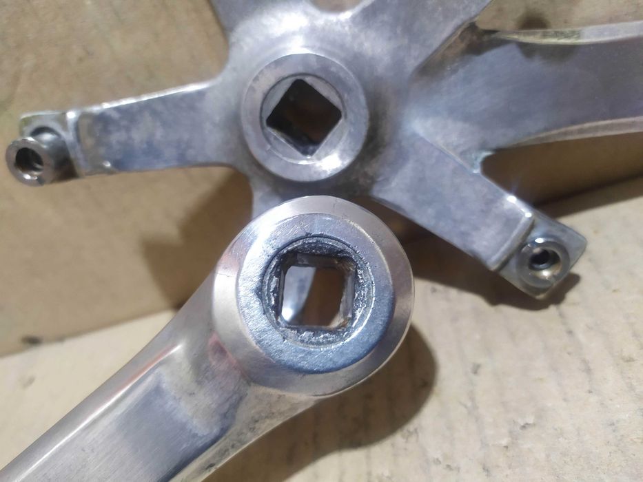 Шатуны Shimano 105 алюминий