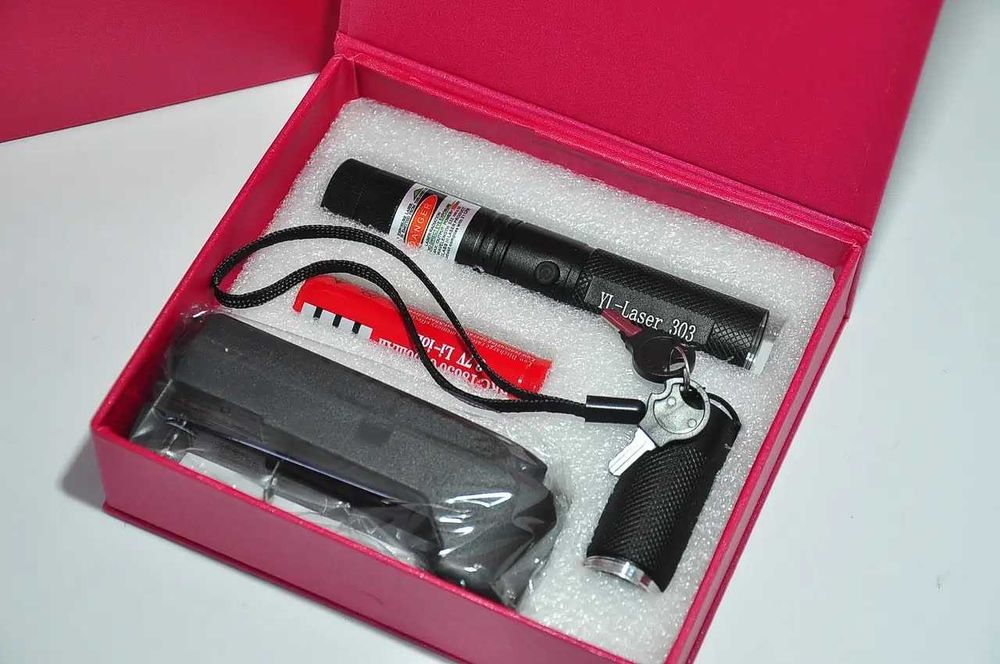 лазерна вказівка зелений промінь зі змінними насадками