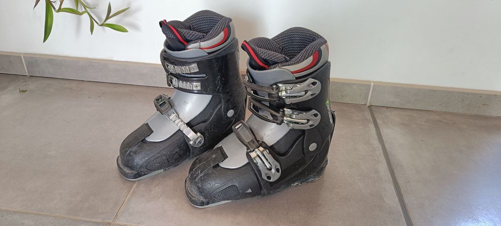 Buty narciarskie regulowane rozm ok 34 (220-255cm)