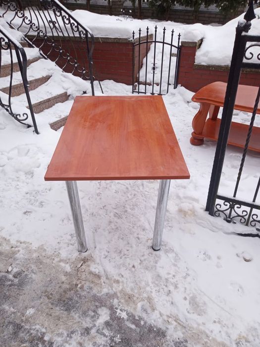 Stół dębowy + stół kuchenny