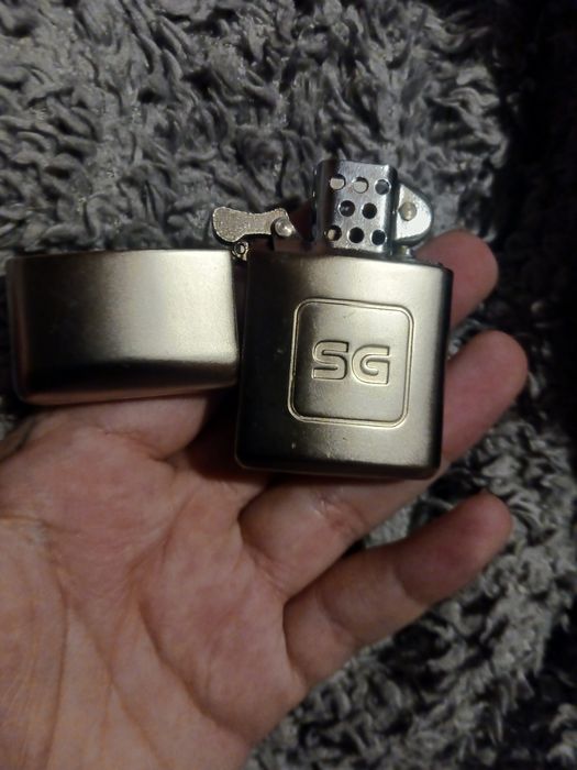 Isqueiro com gas mas pouco