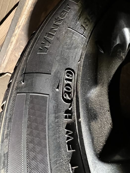 185/60/15 Hankook зима нові