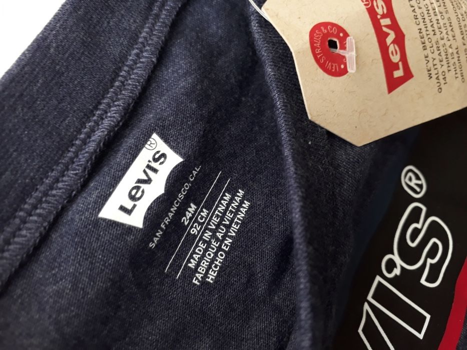 Лонгслив Levi's 92 рост 24 мес