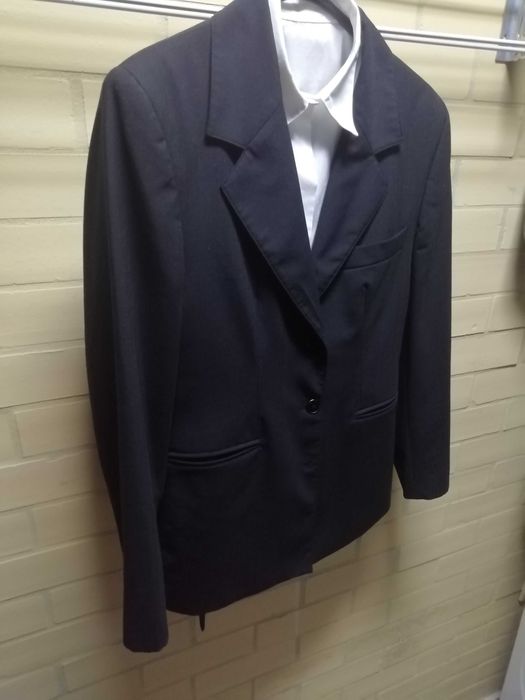 Traje Académico Feminino (tamanho S)