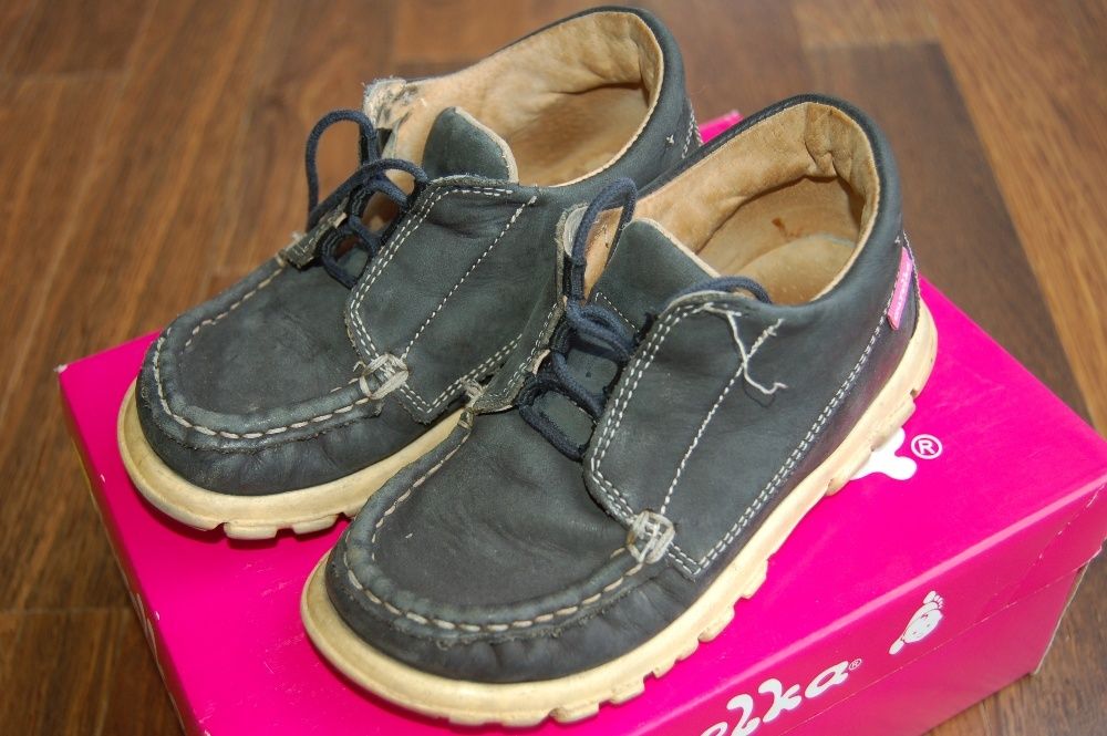 Buty "półbuty" dziecięce Aurelka 26