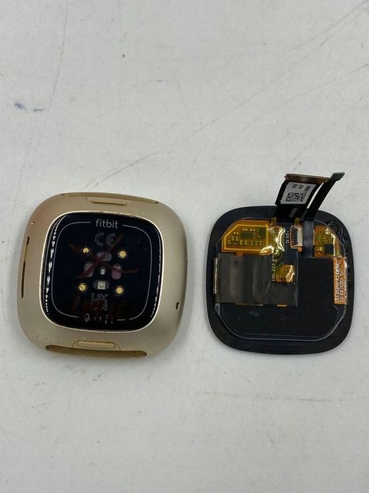 uszkodzony smartwatch fitbit versa 3 różowy 260mah opis