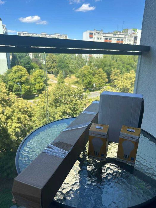 Światło studyjne. Statyw klikający pod żarówki + parasol. х6 elementów