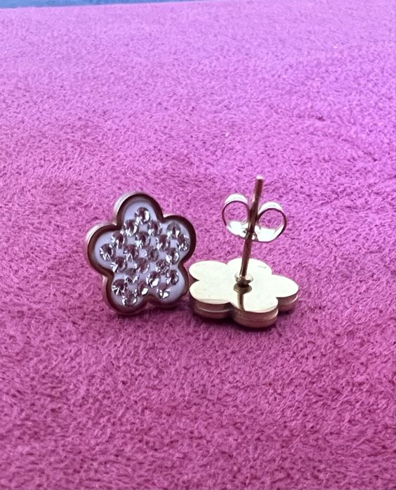 Conjunto fio e brincos em aço inoxidável