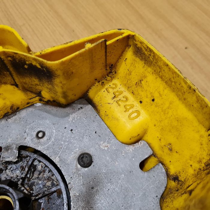 Mcculloch Md 320 Av Szarpak Starter Rozrusznik Obudowa