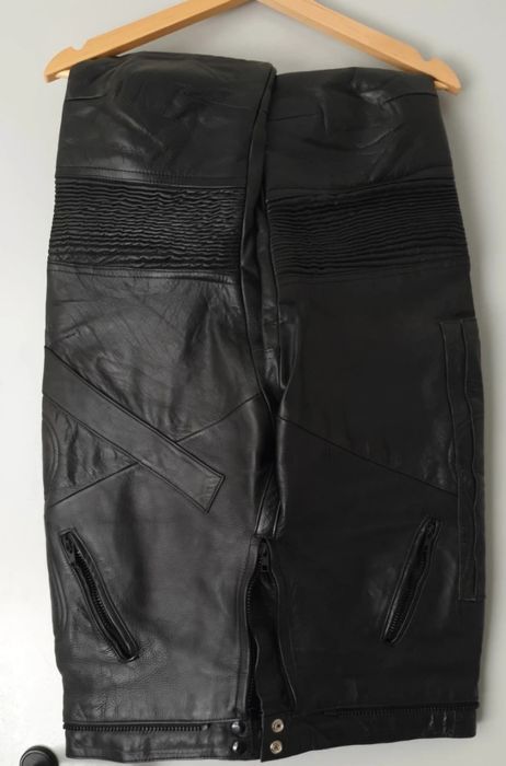 Calças Motard L marca Chriss em couro/pele genuína Motociclista