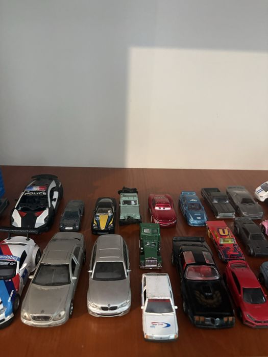 Металеві машинки, Hot Wheels