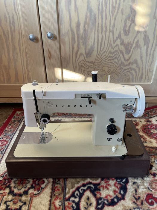 Maszyna do szycia Łucznik