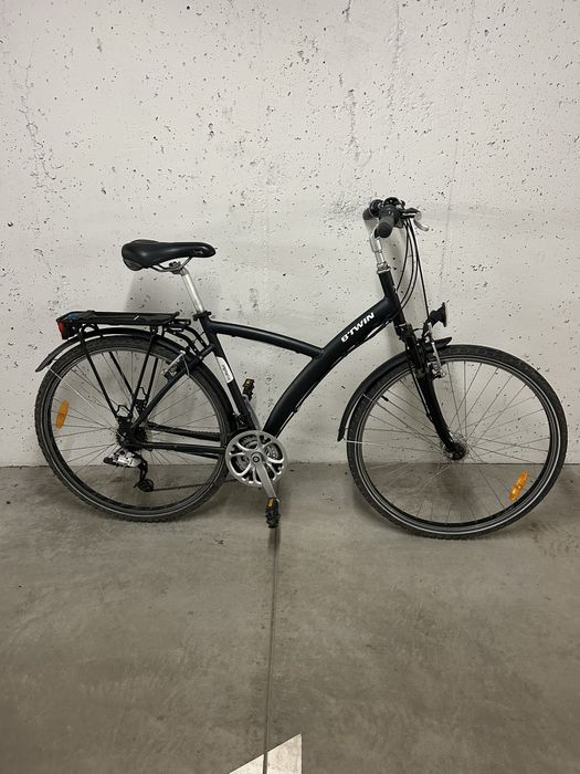 Rower trekkingowy bTwin z Decathlonu  28”