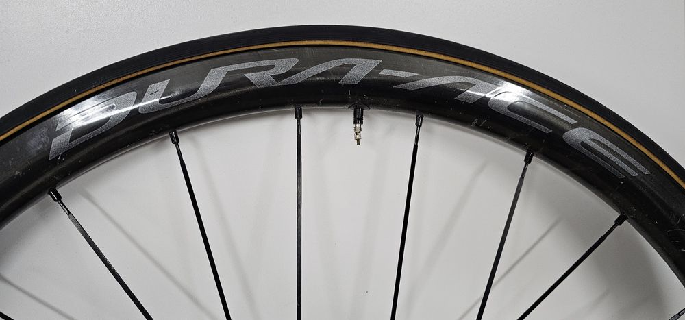 Koło 28" Dura-Ace C40 WH-R9170 . Nowa szytka.