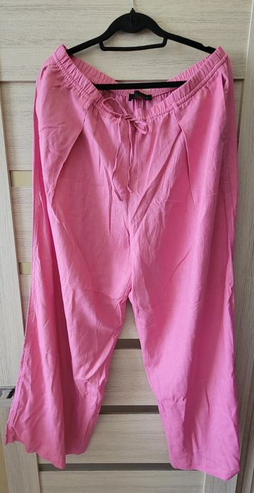 Продам льняной костюм Zara.