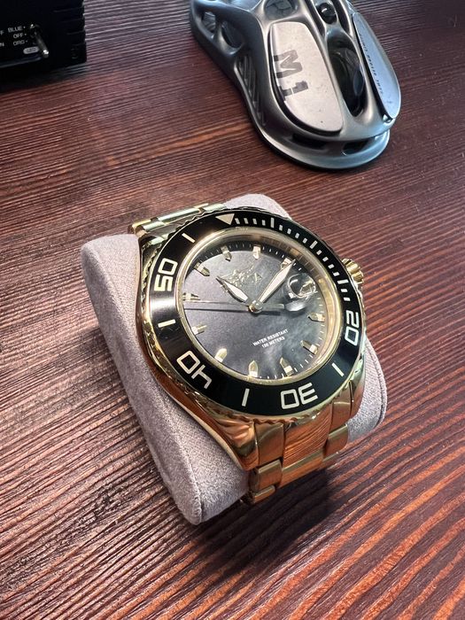 Zloty zegarek invicta diver