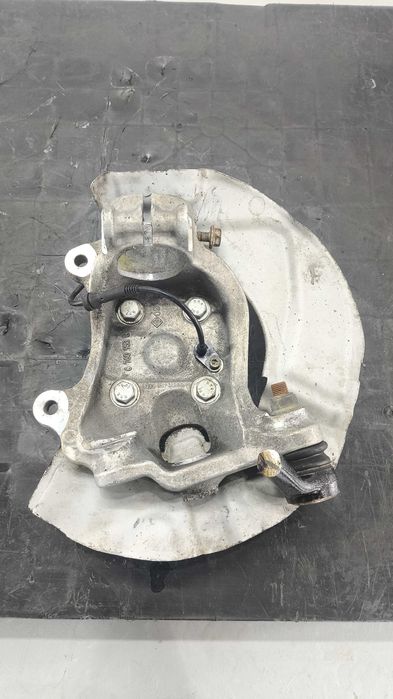 Manga de Eixo Frente Esquerda com Cubo BMW Serie 5 (E60/E61) 6760.953