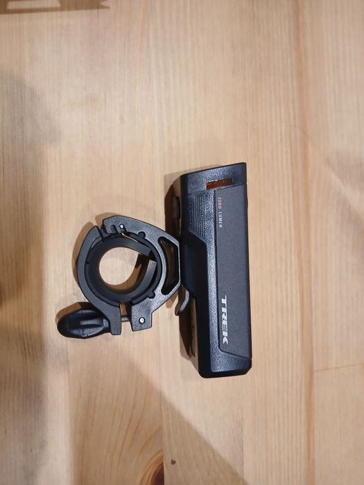 Luz Bicicleta Dianteira Trek Ion Pro RT