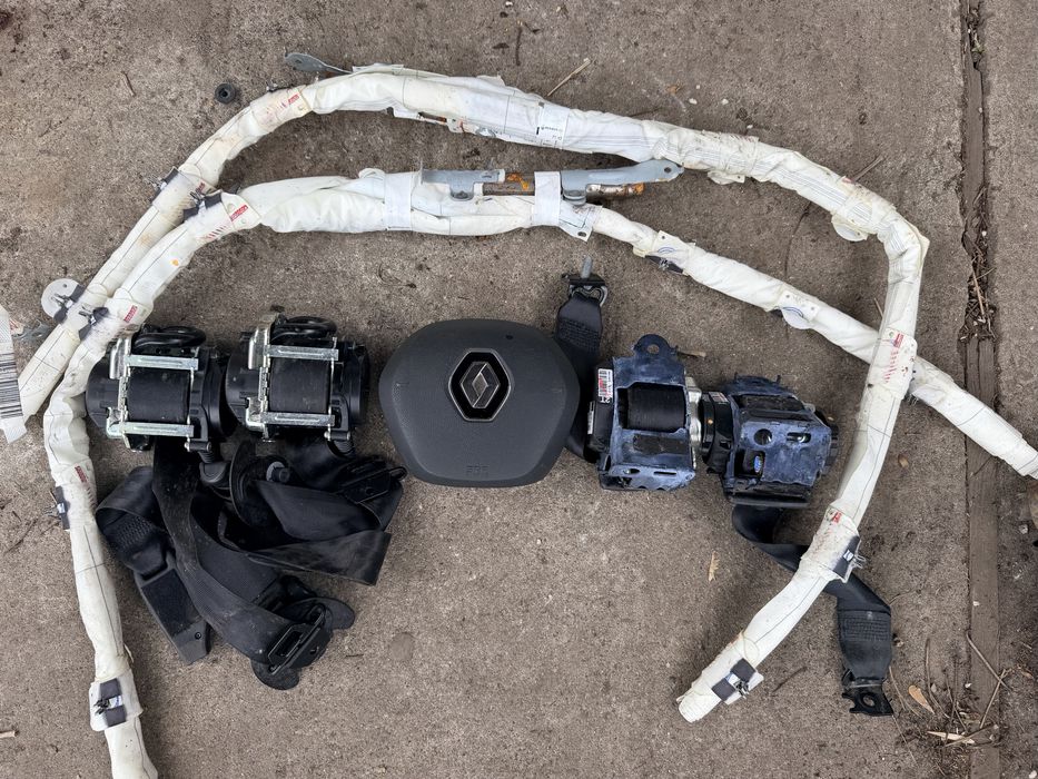 Безпека Renault Megane IV air bag Меган 4