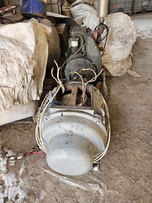 Генератор з мотором