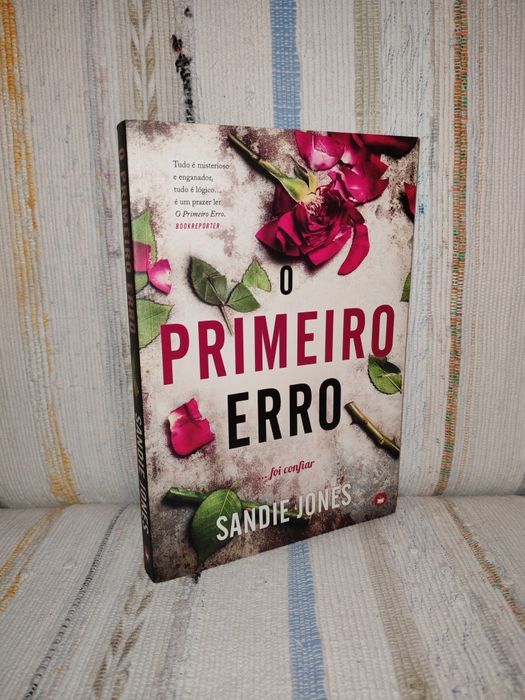 O primeiro erro | Sandie Jones (Portes grátis)