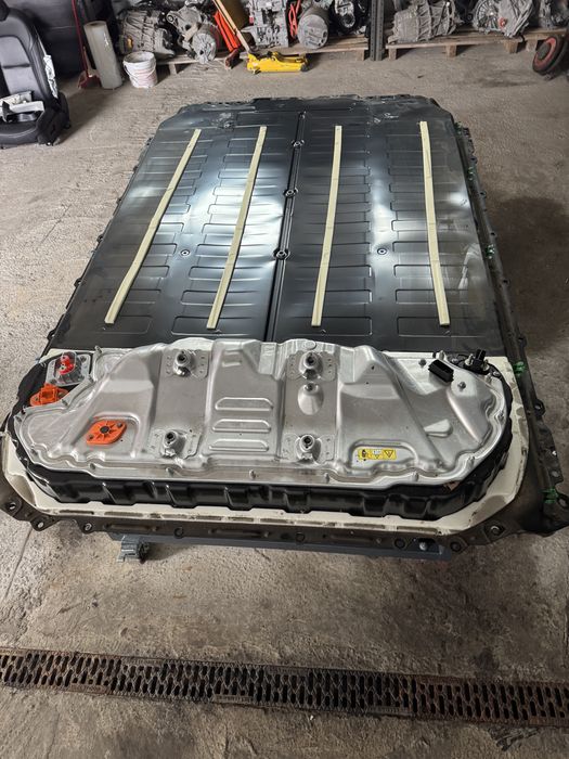 Батарея     82kw