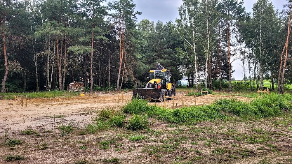 Usługi koparko-ładowarką, koparka, ładowarka