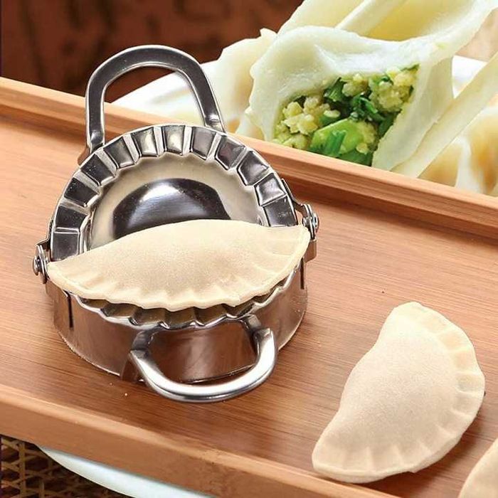 Maszynka do LEPIENIA PIEROGÓW Pierożków RAVIOLI FORMA Stalowa 7,5 cm