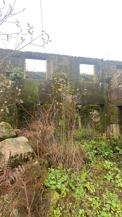 Moradia para restauro