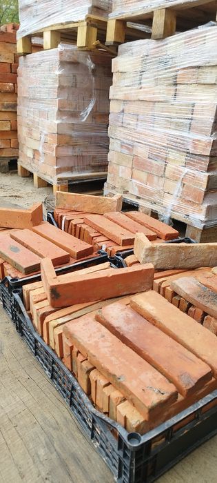 Manufaktura, cegła rozbiórkowa, cięta, styl loft, vintage, rustykalny