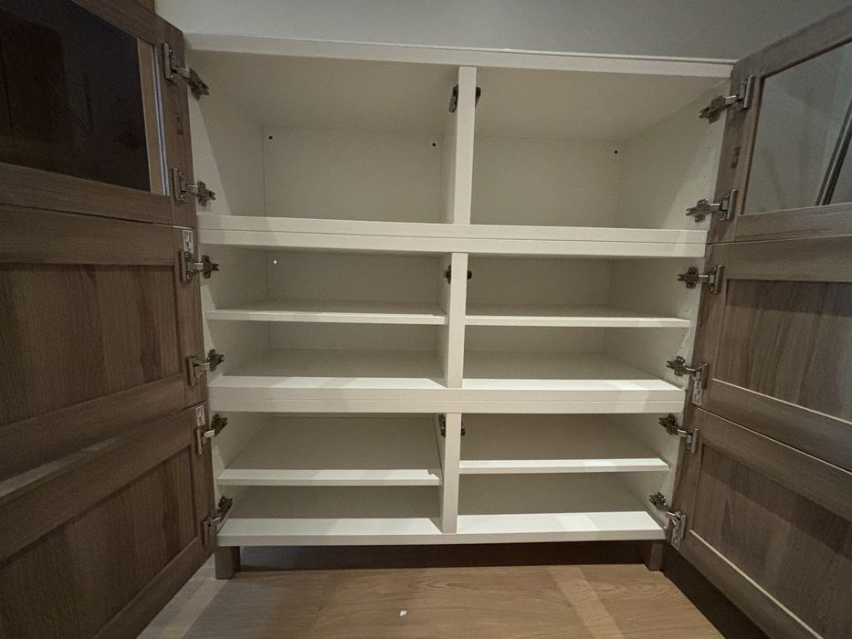 Móvel bestö ikea