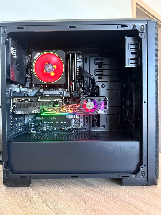 Komputer RYZEN 7-5700 / 32GB RAM / 512 GB M2 / RTX 3070 8GB/ WINDOWS 11