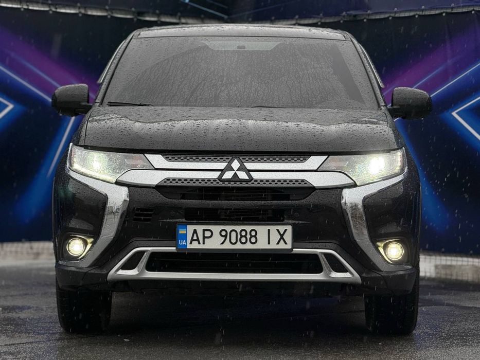Mitsubishi Outlander 2019 рік можливий ОБМІН
