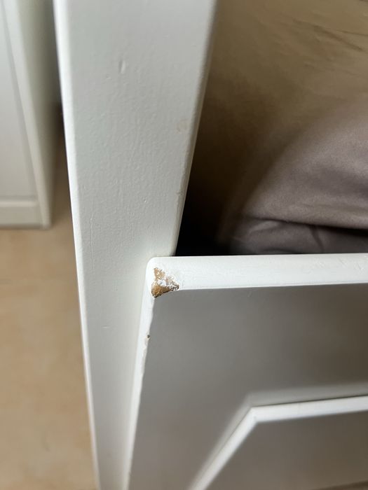 Vendo cama/sofa e mesa de cabeceira