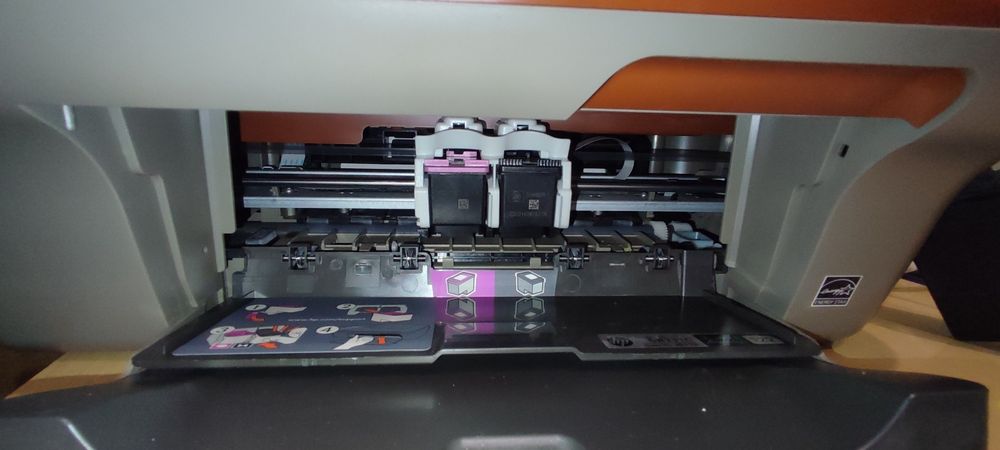 Продам б/в принтер+ сканер  БФП НР Deskjet 3050А