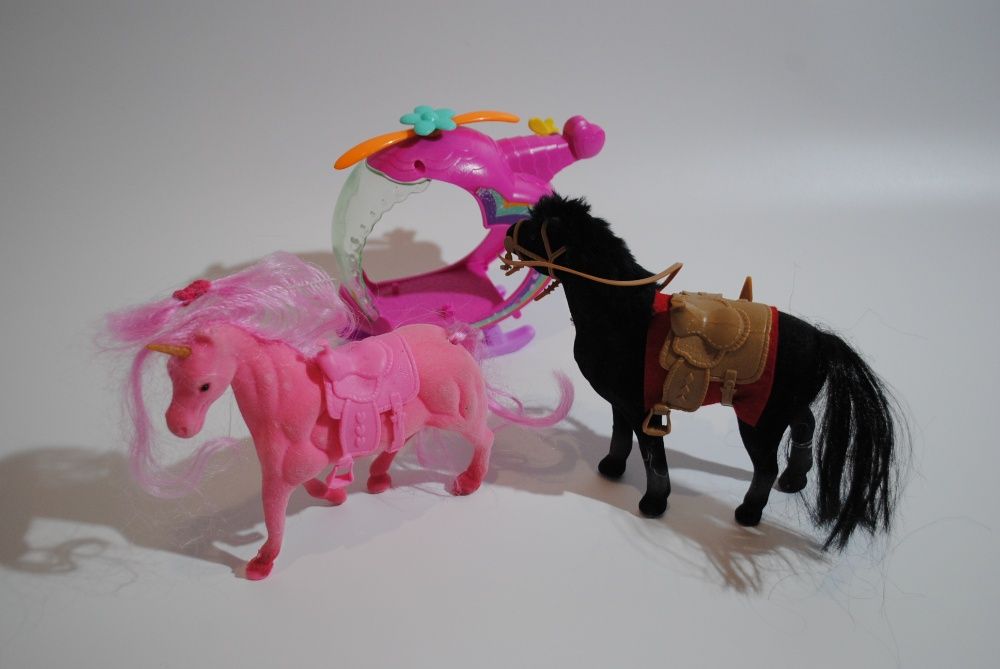 Лошадь игрушечная для барби лол mattel Disney розовая черная Hasbro